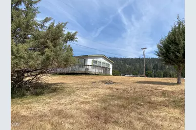 15311 Pioneer Road, Klamath Falls, OR 97601 - Photo 5