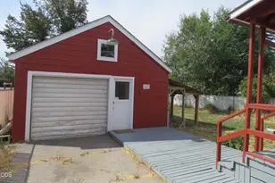 2536 Darrow Ave, Klamath Falls, OR 97601 - Photo 3