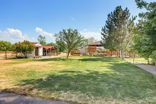 3626 Corey Rd, Medford, OR 97502 - Photo 41