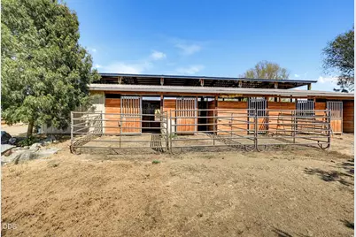 3626 Corey Road, Medford, OR 97502 - Photo 7
