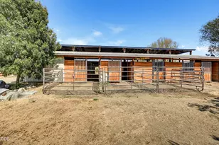 3626 Corey Rd, Medford, OR 97502 - Photo 7