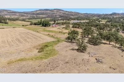 688 Worthington Road, Eagle Point, OR 97524 - Photo 55