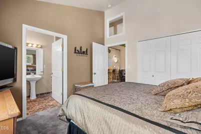 56860 Enterprise Drive # H1, Sunriver, OR 97707 - Photo 13
