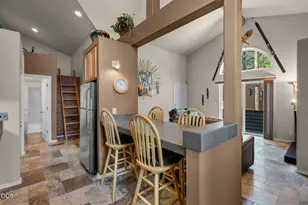 56860 Enterprise Dr, Sunriver, OR 97707 - Photo 9