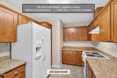 240 Grant Street, Ashland, OR 97520 - Photo 13