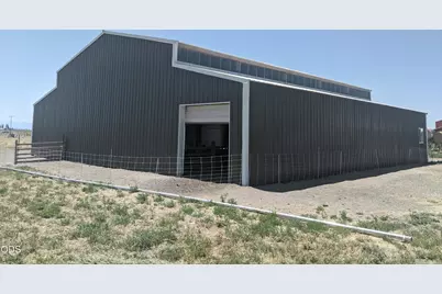 21405 Harpold Road, Malin, OR 97632 - Photo 11