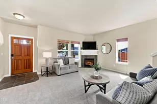 21274 NE Beall Dr, Bend, OR 97701 - Photo 5