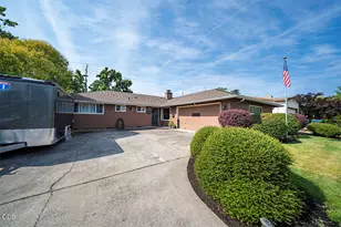 1872 Hybiscus St, Medford, OR 97504 - Photo 1