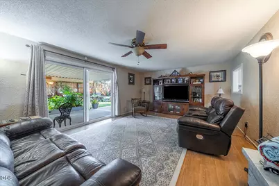 1872 Hybiscus Street, Medford, OR 97504 - Photo 7
