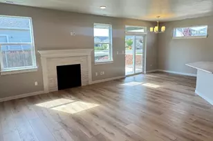 3687 Luchu St, Medford, OR 97504 - Photo 5