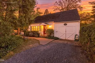 1230 NW Conklin Ave, Grants Pass, OR 97526 - Photo 1