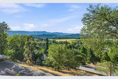 466 Laurel Drive, Roseburg, OR 97471 - Photo 67