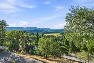 466 Laurel Dr, Roseburg, OR 97471 - Photo 67