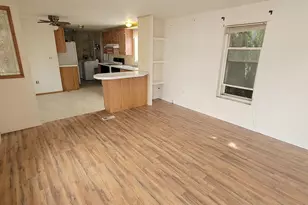 185 NW Harwood Ave, Prineville, OR 97754 - Photo 5