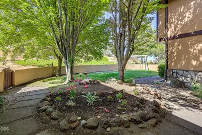 55 Pompadour Drive, Ashland, OR 97520 - Photo 11