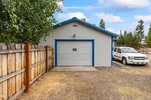 12342 Sun Forest Dr, La Pine, OR 97739 - Photo 25