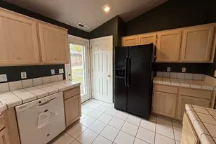 1629 Husker Butte Ln, Medford, OR 97504 - Photo 13