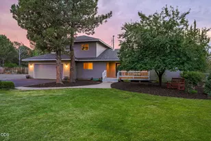 16932 Ponderosa Cascade Dr, Bend, OR 97703 - Photo 39