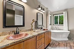 16932 Ponderosa Cascade Dr, Bend, OR 97703 - Photo 23