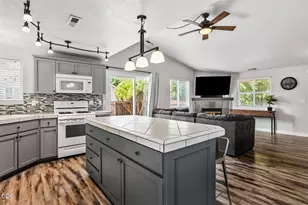 61049 Larkspur Loop, Bend, OR 97702 - Photo 13