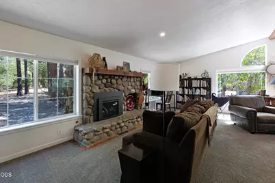 2579 Old Ferry Road, Shady Cove, OR 97539 - Photo 15