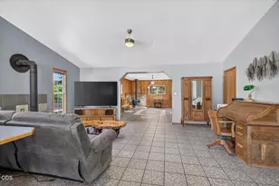 5485 Kane Creek Rd, Central Point, OR 97502 - Photo 11