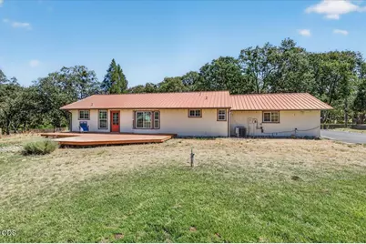5485 Kane Creek Road, Central Point, OR 97502 - Photo 27