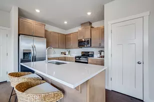740 NW Varnish Pl, Redmond, OR 97756 - Photo 5
