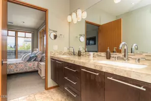 919 NW Bond St, Bend, OR 97701 - Photo 29