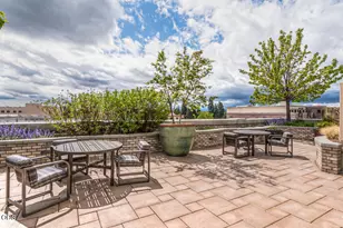 919 NW Bond St, Bend, OR 97701 - Photo 37