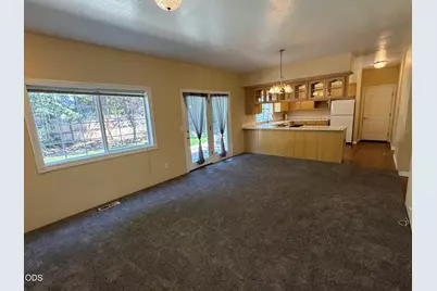 3223 Parkview Court, Medford, OR 97504 - Photo 5