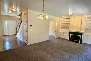3223 Parkview Ct, Medford, OR 97504 - Photo 7