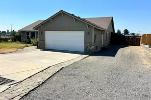 411 Meadowview St, Culver, OR 97734 - Photo 7