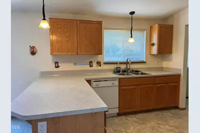 411 Meadowview Street, Culver, OR 97734 - Photo 19