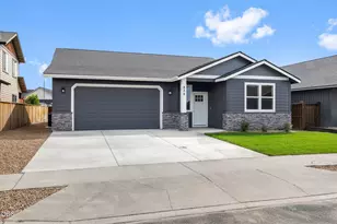 436 SE Stearns Rd, Prineville, OR 97754 - Photo 3