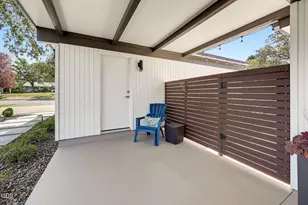 2148 Woodlawn Dr, Medford, OR 97504 - Photo 65