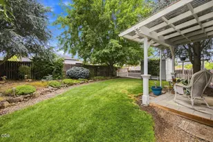 613 Nottingham Terrace, Eagle Point, OR 97524 - Photo 23