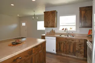 2649 NE Colleen Rd, Prineville, OR 97754 - Photo 7