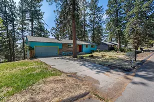 1351 NW Vicksburg Ave, Bend, OR 97703 - Photo 3