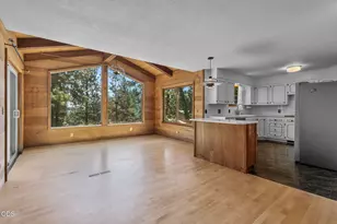 1351 NW Vicksburg Ave, Bend, OR 97703 - Photo 9
