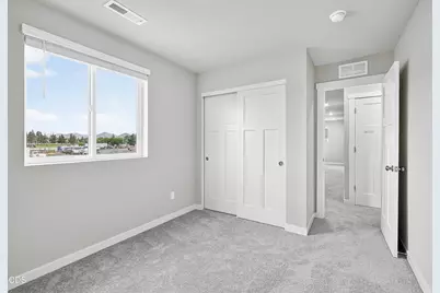 709 NW Walnut Avenue, Redmond, OR 97756 - Photo 15
