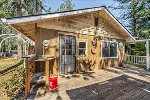 577 Galice Rd, Merlin, OR 97532 - Photo 21