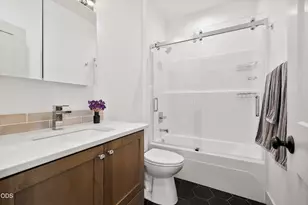 62677 NW Mehama Ct, Bend, OR 97703 - Photo 29