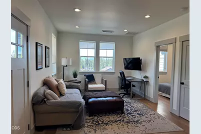 62677 NW Mehama Court, Bend, OR 97703 - Photo 59