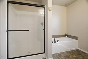 2447 NW Greenwood Ave, Redmond, OR 97756 - Photo 17