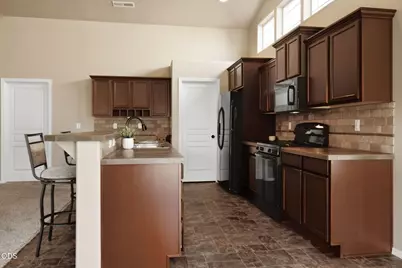 2447 NW Greenwood Avenue, Redmond, OR 97756 - Photo 7