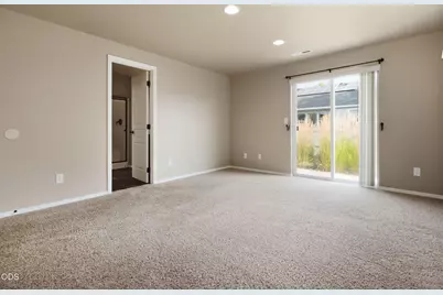 2447 NW Greenwood Avenue, Redmond, OR 97756 - Photo 13