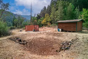 4315 Coyote Creek Rd, Wolf Creek, OR 97497 - Photo 17