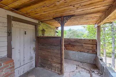 1434 NW Hawthorne Avenue, Grants Pass, OR 97526 - Photo 41