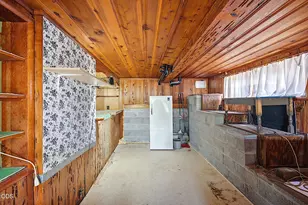 1434 NW Hawthorne Ave, Grants Pass, OR 97526 - Photo 45
